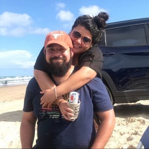 Meet your Posher, Yesenia